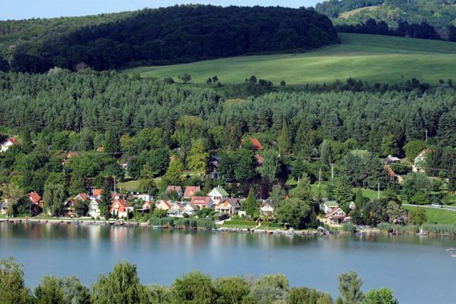 Erika Apartmanhaz Dombóvár Zewnętrze zdjęcie